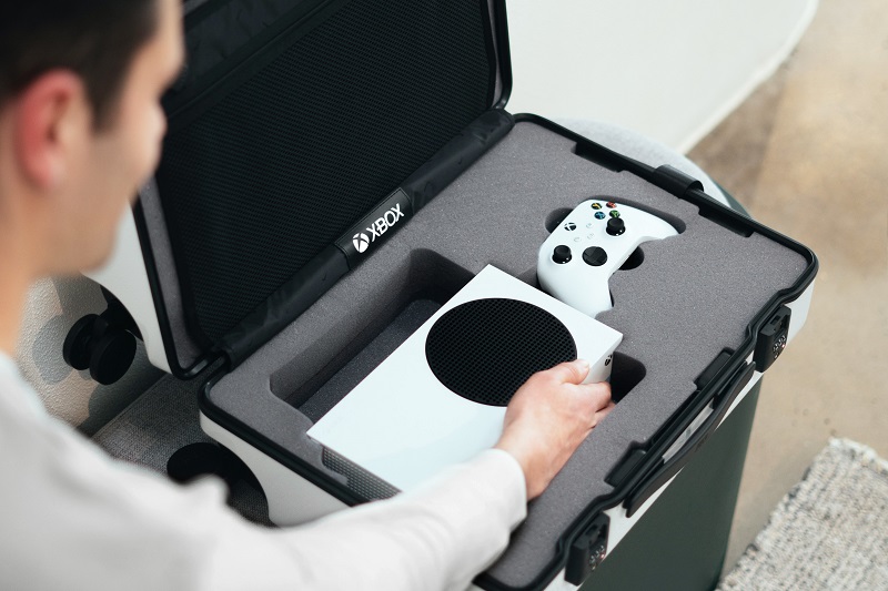 微軟推出Xbox Series S造型行李箱 可裝Xbox Series S主機但只送不賣 - 電腦王阿達
