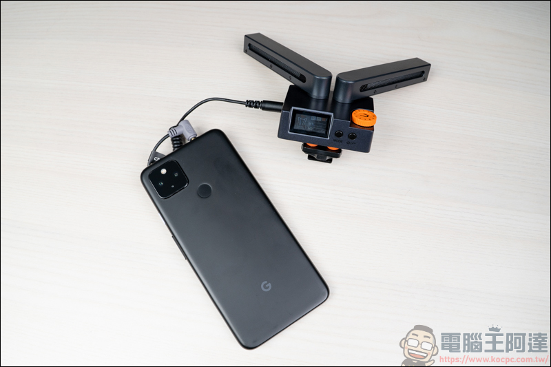 Kamera 錄影設備開箱|COMICA BoomX-D D2 迷你無線麥克風、COMICA TRAXSHOT 全功能變形麥克風、Kamera T3 提詞機、MAMEN LED-D01,提升影片質感的好幫手 - 電腦王阿達 Kamera 錄影設備開箱|COMICA BoomX-D D2 迷你無線麥克風、COMICA TRAXSHOT 全功能變形麥克風、Kamera T3 提詞機、MAMEN LED-D01,提升影片質感的好幫手 - 電腦王阿達