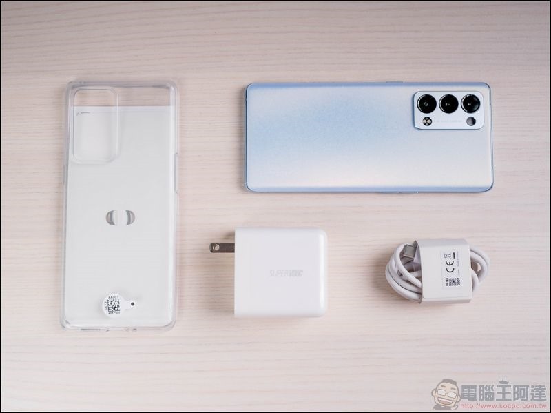 OPPO Reno6 Pro 5G 開箱 - 02 OPPO Reno6 Pro 5G 開箱 - 02