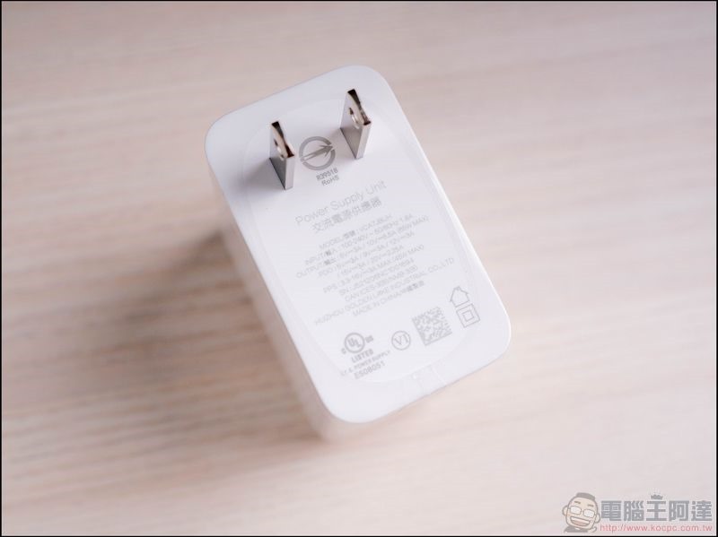 OPPO Reno6 5G 開箱 - 03 OPPO Reno6 5G 開箱 - 03