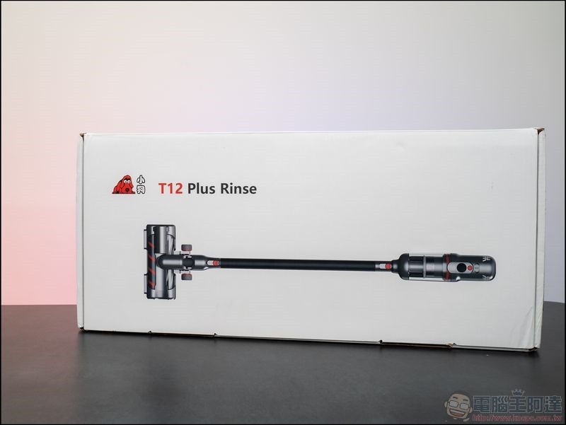 小狗 T12 - 2 in 1 吸塵器+擦地機 開箱 - 01 小狗 T12 - 2 in 1 吸塵器+擦地機 開箱 - 01