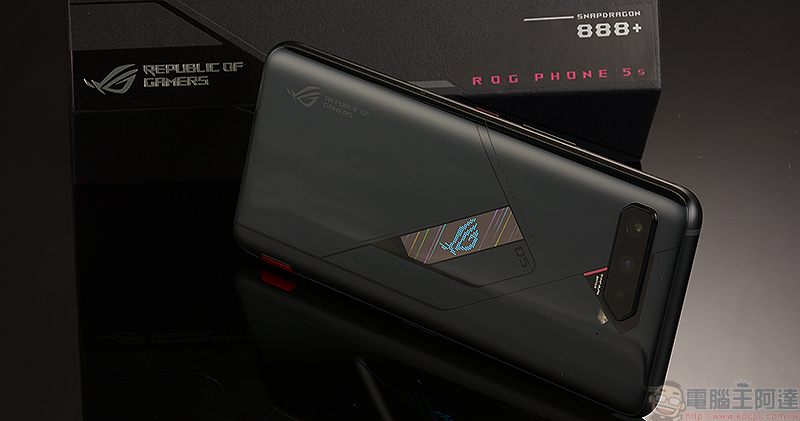 ROG Phone 5s Pro 開箱體驗:狂野效能讓你戰無不勝(評價 評測 動手玩) - 電腦王阿達 ROG Phone 5s Pro 開箱體驗:狂野效能讓你戰無不勝(評價 評測 動手玩) - 電腦王阿達