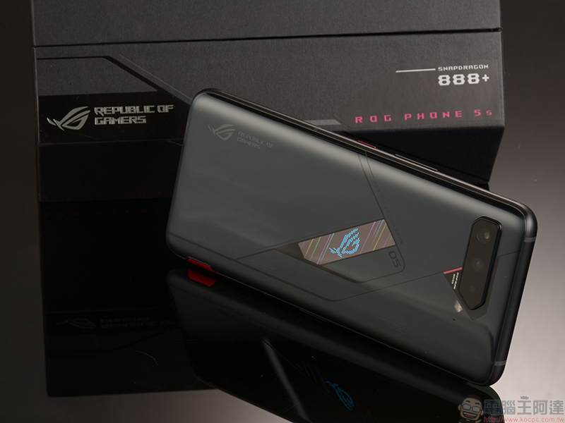 ROG Phone 5s Pro 開箱體驗:狂野效能讓你戰無不勝(評價 評測 動手玩) - 電腦王阿達 ROG Phone 5s Pro 開箱體驗:狂野效能讓你戰無不勝(評價 評測 動手玩) - 電腦王阿達