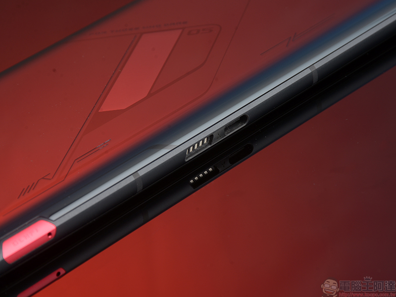 ROG Phone 5s Pro 開箱體驗:狂野效能讓你戰無不勝(評價 評測 動手玩) - 電腦王阿達 ROG Phone 5s Pro 開箱體驗:狂野效能讓你戰無不勝(評價 評測 動手玩) - 電腦王阿達
