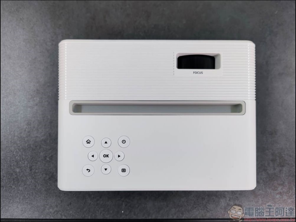 ROLY M2 多功能微型投影機 開箱 - 06 ROLY M2 多功能微型投影機 開箱 - 06