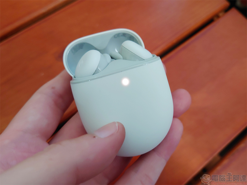 Pixel Buds A-Series 真無線藍牙耳機動手玩:輕巧、易用、更平價(開箱 評價 評測) - 電腦王阿達 Pixel Buds A-Series 真無線藍牙耳機動手玩:輕巧、易用、更平價(開箱 評價 評測) - 電腦王阿達