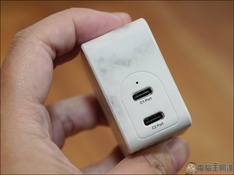 iPhone 13 快充必備! Allite 系列與 UIBI 系列快速充電器開箱 - 電腦王阿達 iPhone 13 快充必備! Allite 系列與 UIBI 系列快速充電器開箱 - 電腦王阿達