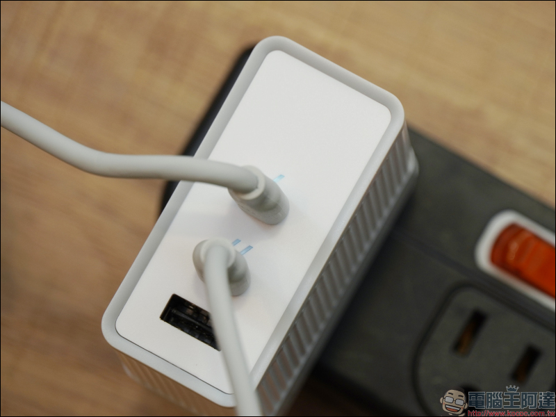 iPhone 13 快充必備! Allite 系列與 UIBI 系列快速充電器開箱 - 電腦王阿達 iPhone 13 快充必備! Allite 系列與 UIBI 系列快速充電器開箱 - 電腦王阿達