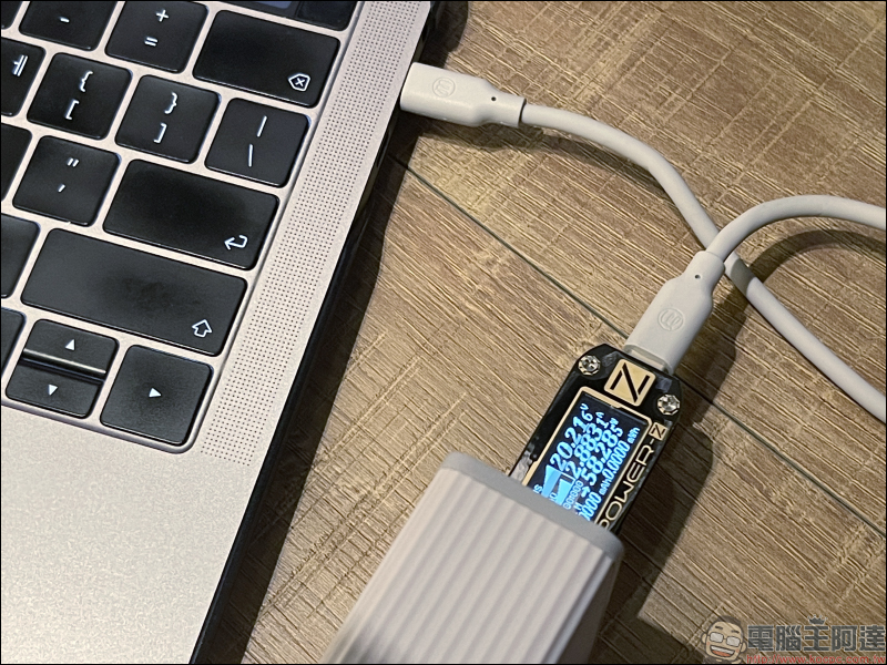 iPhone 13 快充必備! Allite 系列與 UIBI 系列快速充電器開箱 - 電腦王阿達 iPhone 13 快充必備! Allite 系列與 UIBI 系列快速充電器開箱 - 電腦王阿達