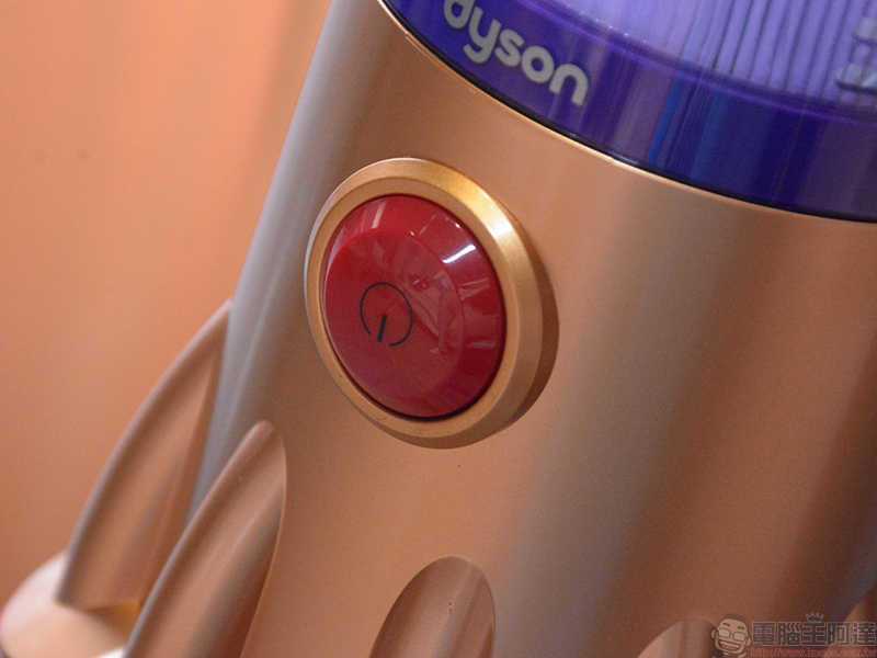 Dyson V12 Detect Slim 智能輕量無線吸塵器正式登台,以雷射偵測使微塵無所遁形 - 電腦王阿達 Dyson V12 Detect Slim 智能輕量無線吸塵器正式登台,以雷射偵測使微塵無所遁形 - 電腦王阿達