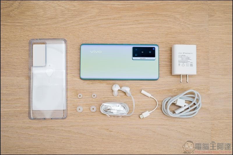 蔡司鏡頭加持 vivo X70 Pro 開箱 - 05 蔡司鏡頭加持 vivo X70 Pro 開箱 - 05