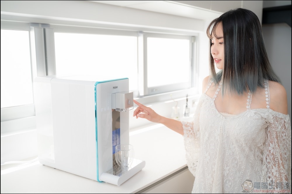 海爾小藍鯨免安裝RO瞬熱製冷淨水器開箱 - 01 海爾小藍鯨免安裝RO瞬熱製冷淨水器開箱 - 01