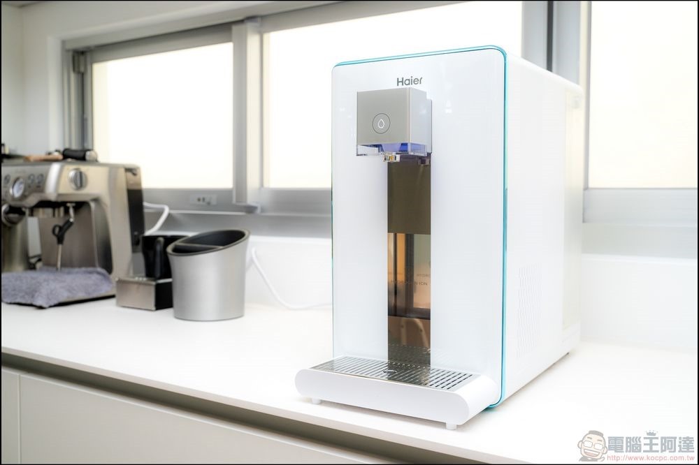 海爾小藍鯨免安裝RO瞬熱製冷淨水器開箱 - 02 海爾小藍鯨免安裝RO瞬熱製冷淨水器開箱 - 02