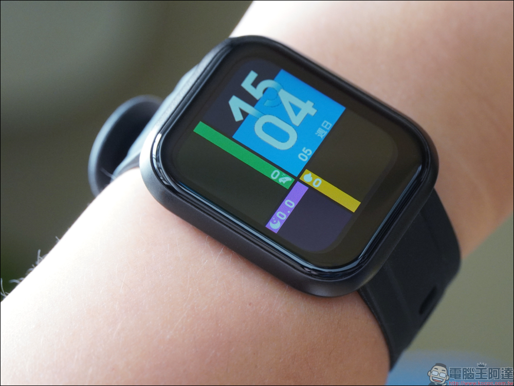 omthing E-Joy 智慧手錶開箱｜1.65吋大螢幕、7天長續航、20種運動模式，心率、血氧、血壓、體溫全面掌握健康狀況 - 電腦王阿達