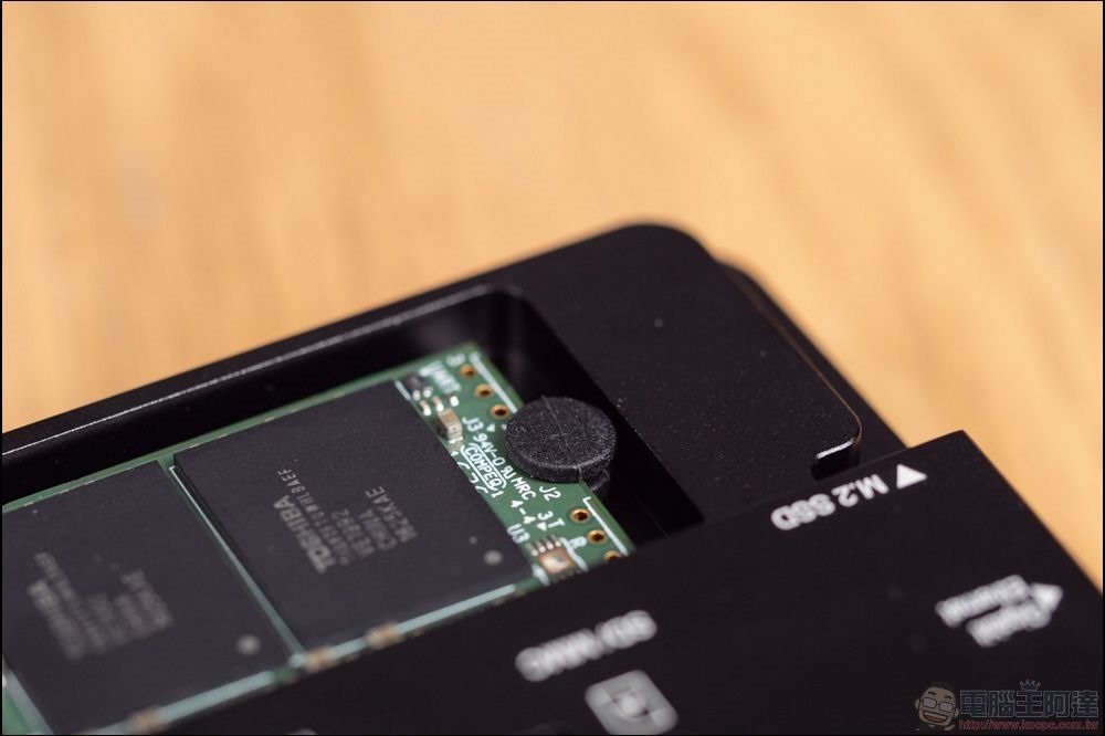 ACASIS 10-in-1 SSD 集線盒開箱 - 12 ACASIS 10-in-1 SSD 集線盒開箱 - 12