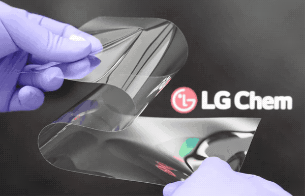 LG 揭秘摺疊螢幕新技術：摺痕更不明顯、硬度接近玻璃 - 電腦王阿達
