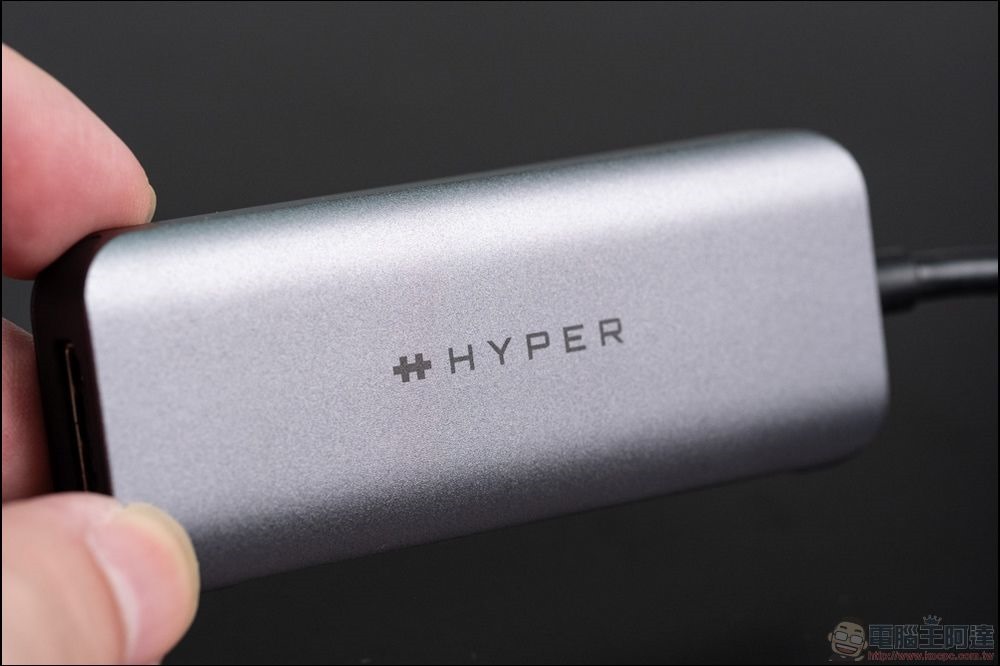 HyperDrive USB-C Hub 4in1 開箱 - 13