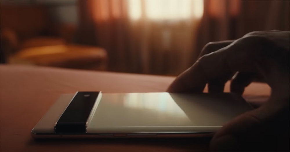 Google 釋出影片展示 Pixel 6 實機在真人手上的樣貌 - 電腦王阿達