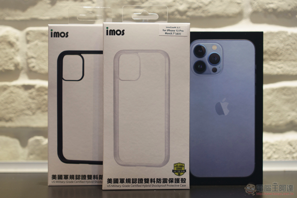 iPhone 13 Pro Max 開箱圖賞,用 imos 全機防護將天峰藍的滑順永留手心 - 電腦王阿達 iPhone 13 Pro Max 開箱圖賞,用 imos 全機防護將天峰藍的滑順永留手心 - 電腦王阿達