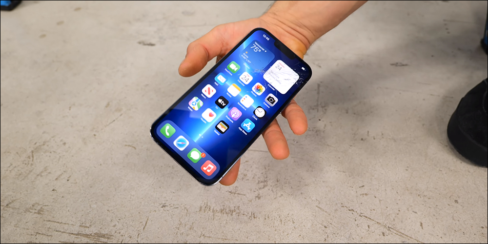 iPhone 13 Pro Max 和 iPhone 13 Pro 跌落測試,史上最沉 iPhone 究竟耐摔嗎? - 電腦王阿達 iPhone 13 Pro Max 和 iPhone 13 Pro 跌落測試,史上最沉 iPhone 究竟耐摔嗎? - 電腦王阿達