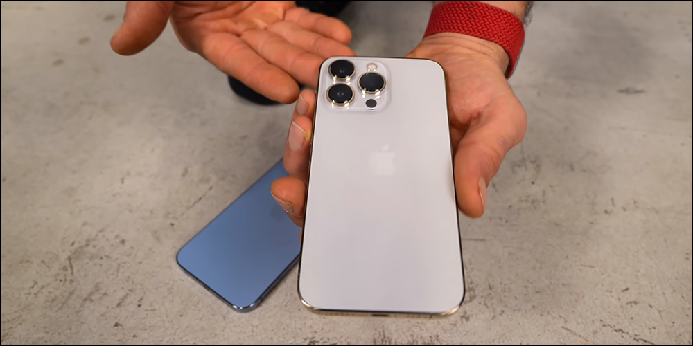 iPhone 13 Pro Max 和 iPhone 13 Pro 跌落測試,史上最沉 iPhone 究竟耐摔嗎? - 電腦王阿達 iPhone 13 Pro Max 和 iPhone 13 Pro 跌落測試,史上最沉 iPhone 究竟耐摔嗎? - 電腦王阿達