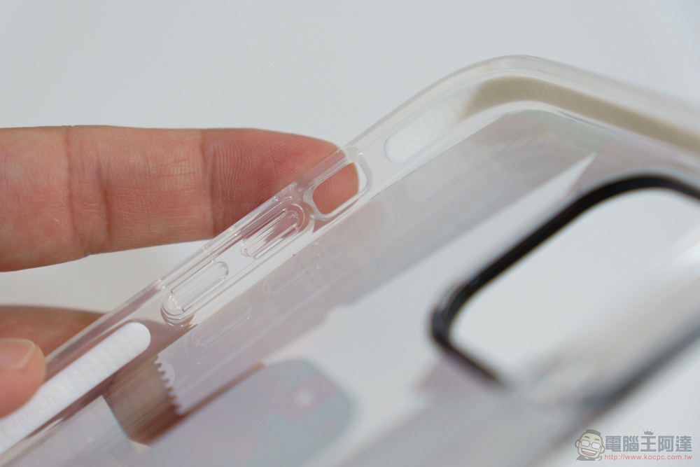 啟動 iPhone 13 系列「強悍級模式」,CASETiFY 防摔殼開箱體驗 - 電腦王阿達 啟動 iPhone 13 系列「強悍級模式」,CASETiFY 防摔殼開箱體驗 - 電腦王阿達