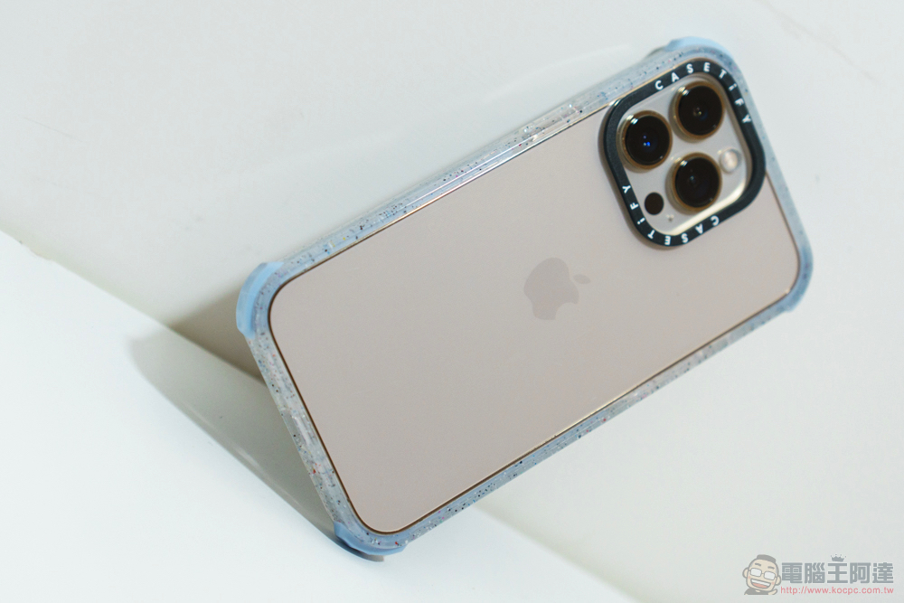 啟動 iPhone 13 系列「強悍級模式」,CASETiFY 防摔殼開箱體驗 - 電腦王阿達 啟動 iPhone 13 系列「強悍級模式」,CASETiFY 防摔殼開箱體驗 - 電腦王阿達