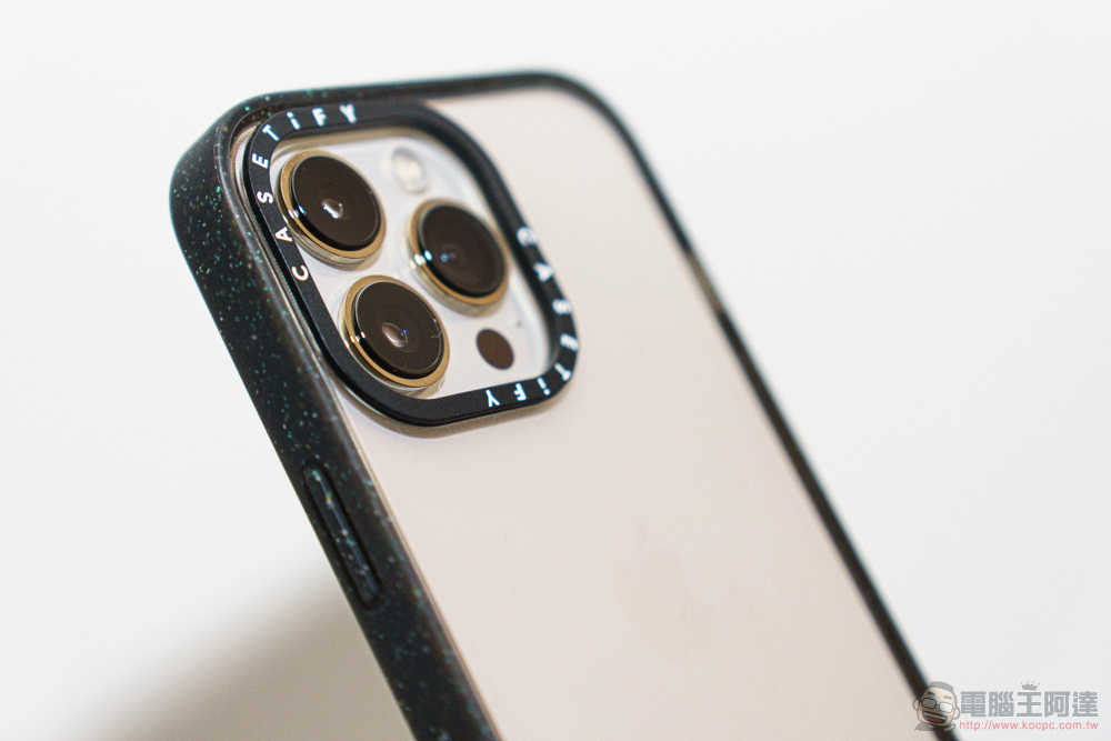 啟動 iPhone 13 系列「強悍級模式」,CASETiFY 防摔殼開箱體驗 - 電腦王阿達 啟動 iPhone 13 系列「強悍級模式」,CASETiFY 防摔殼開箱體驗 - 電腦王阿達