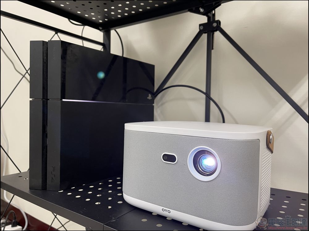 無框電視 OVO K2 智慧投影機新規版:搭載合法第四台、豐富影音內容,家用辦公都好用 - 電腦王阿達 無框電視 OVO K2 智慧投影機新規版:搭載合法第四台、豐富影音內容,家用辦公都好用 - 電腦王阿達