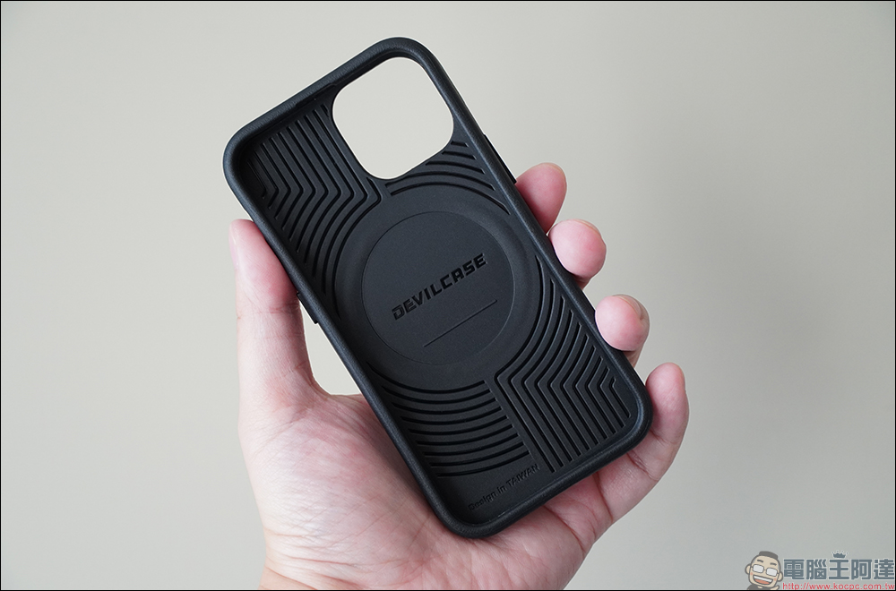 iPhone 13 系列 DEVILCASE 惡魔防摔殼開箱|美觀、個性化與實用性集於一身的軍規防摔手機殼 - 電腦王阿達 iPhone 13 系列 DEVILCASE 惡魔防摔殼開箱|美觀、個性化與實用性集於一身的軍規防摔手機殼 - 電腦王阿達