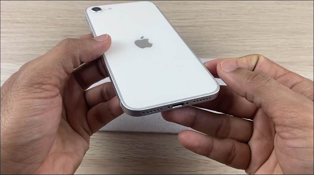 網路流傳疑似 iPhone SE 3 樣機?其實只是改框的 iPhone 8 - 電腦王阿達 網路流傳疑似 iPhone SE 3 樣機?其實只是改框的 iPhone 8 - 電腦王阿達
