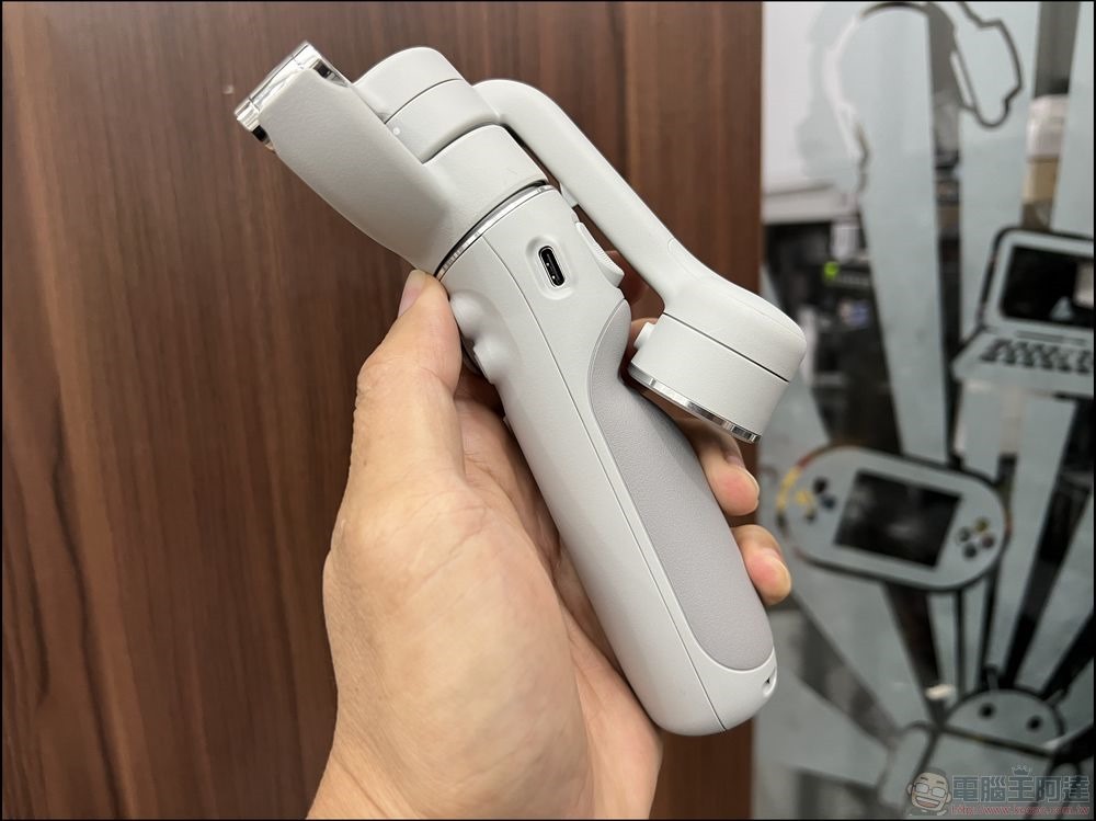 DJI OM5 開箱 (1) DJI OM5 開箱 (1)