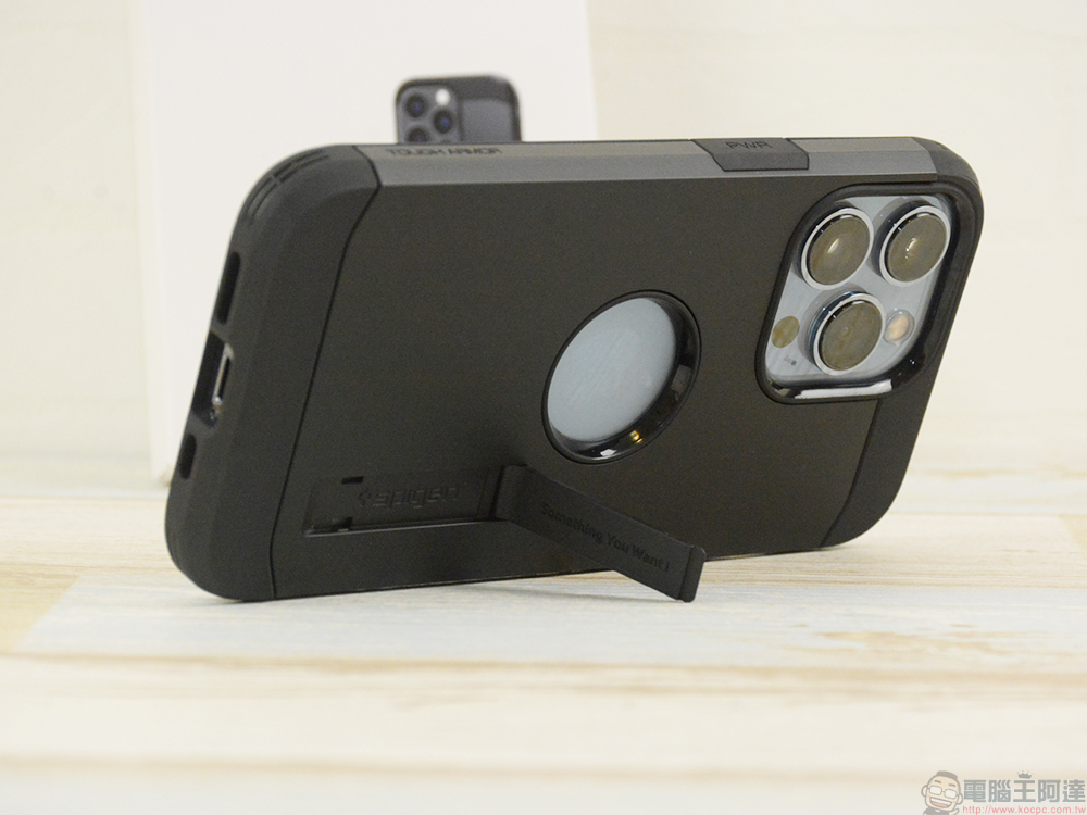 Spigen iPhone 13 Pro 系列防摔保護殼動手玩，極簡美學、精湛工藝與耐用的絕妙平衡 - 電腦王阿達