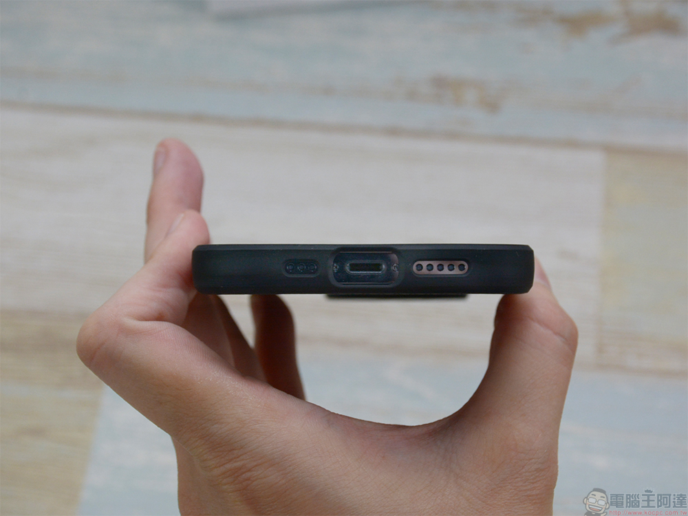 Spigen iPhone 13 Pro 系列防摔保護殼動手玩,極簡美學、精湛工藝與耐用的絕妙平衡 - 電腦王阿達 Spigen iPhone 13 Pro 系列防摔保護殼動手玩,極簡美學、精湛工藝與耐用的絕妙平衡 - 電腦王阿達