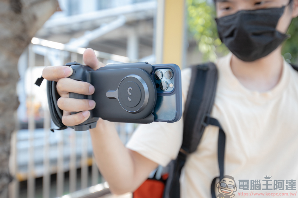 ShiftCam ProGrip 攝影手把,暨是攝影手把也是行動電源,專為手機創作者而生 - 電腦王阿達 ShiftCam ProGrip 攝影手把,暨是攝影手把也是行動電源,專為手機創作者而生 - 電腦王阿達