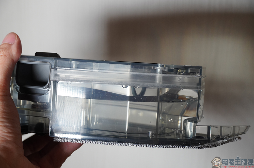 realme TechLife 雷射掃拖機器人 Pro (aka 小黑洞)開箱|同級最多感測器與清潔模式,掃拖機器人旗艦殺手降臨! - 電腦王阿達 realme TechLife 雷射掃拖機器人 Pro (aka 小黑洞)開箱|同級最多感測器與清潔模式,掃拖機器人旗艦殺手降臨! - 電腦王阿達