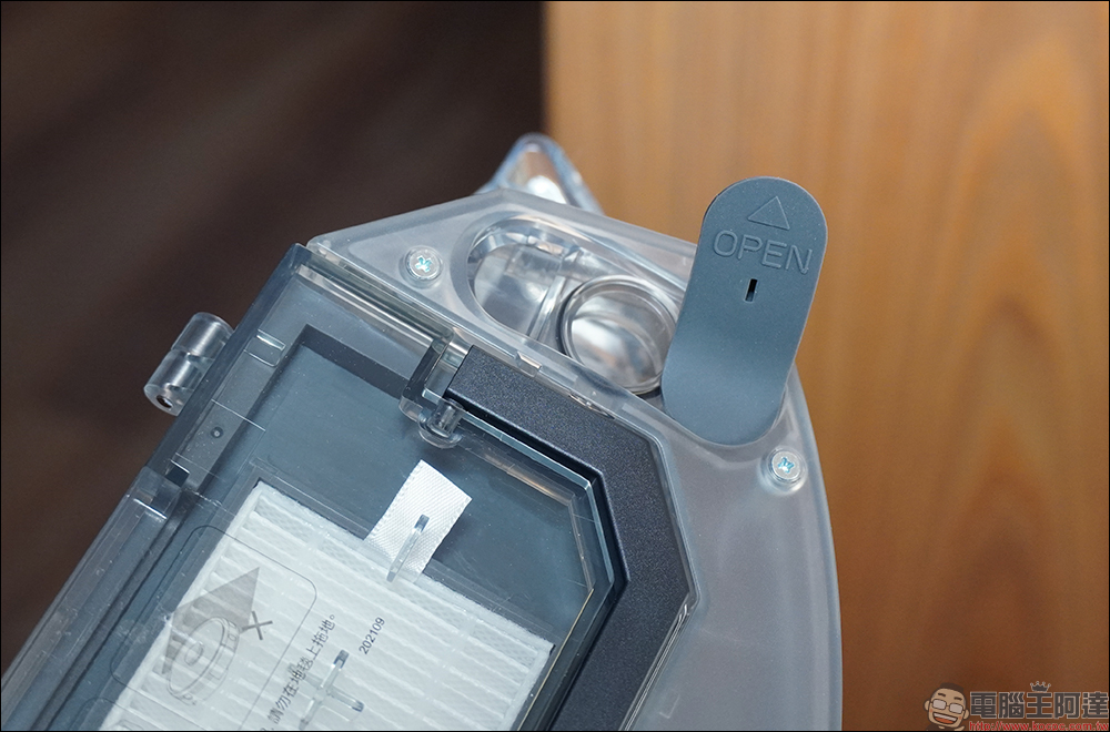 realme TechLife 雷射掃拖機器人 Pro (aka 小黑洞)開箱|同級最多感測器與清潔模式,掃拖機器人旗艦殺手降臨! - 電腦王阿達 realme TechLife 雷射掃拖機器人 Pro (aka 小黑洞)開箱|同級最多感測器與清潔模式,掃拖機器人旗艦殺手降臨! - 電腦王阿達
