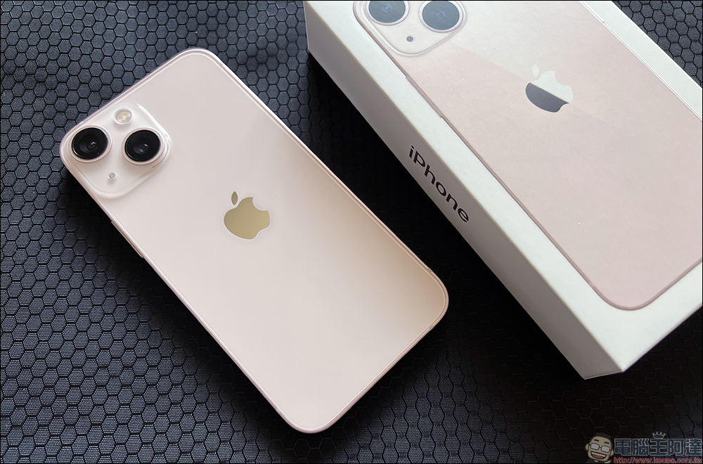 iPhone 13 mini 實驗室電力測試結果揭曉,比前一代進步約 10% - 電腦王阿達 iPhone 13 mini 實驗室電力測試結果揭曉,比前一代進步約 10% - 電腦王阿達