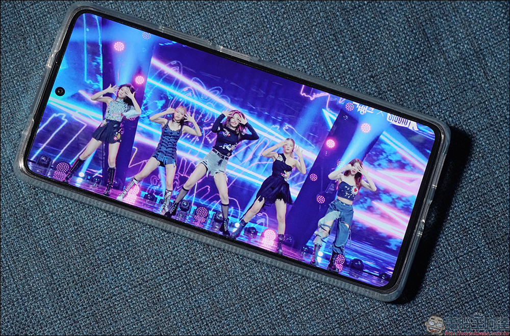 Xiaomi 11T Pro 開箱、評測|台灣首款120W HyperCharge 極速快充、 影院級相機與視聽兼具的旗艦手機 - 電腦王阿達 Xiaomi 11T Pro 開箱、評測|台灣首款120W HyperCharge 極速快充、 影院級相機與視聽兼具的旗艦手機 - 電腦王阿達