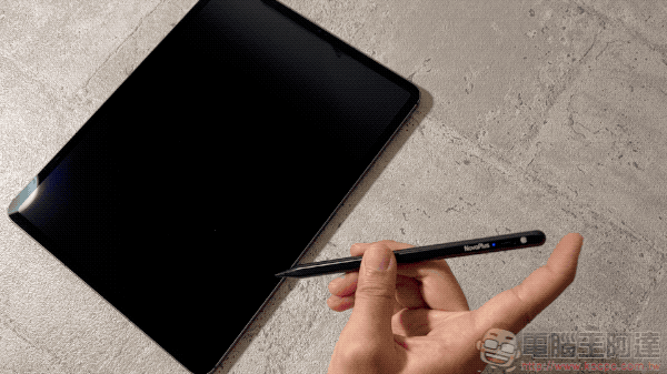 iPad 手寫筆入門絕佳選擇 NovaPlus Pencil A7 開箱體驗：藍牙「神操控」更勝原廠，還能共用筆尖耗材 - 電腦王阿達