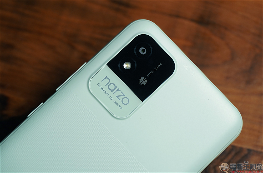 realme GT Neo2 開箱、評測|「Cool 冷黑薄荷」潮流性能旗艦殺手強勢登場!(同場加映:narzo 50 系列高 CP 值長續航平價新機) - 電腦王阿達 realme GT Neo2 開箱、評測|「Cool 冷黑薄荷」潮流性能旗艦殺手強勢登場!(同場加映:narzo 50 系列高 CP 值長續航平價新機) - 電腦王阿達