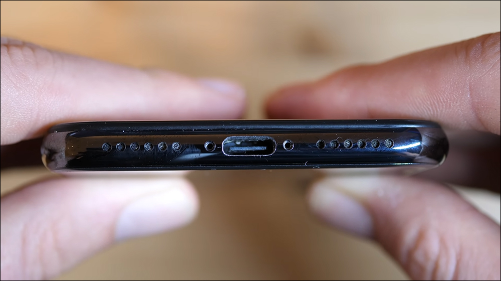 全球首款 USB-C iPhone 作者將其販售並分享製作過程 - 電腦王阿達 全球首款 USB-C iPhone 作者將其販售並分享製作過程 - 電腦王阿達