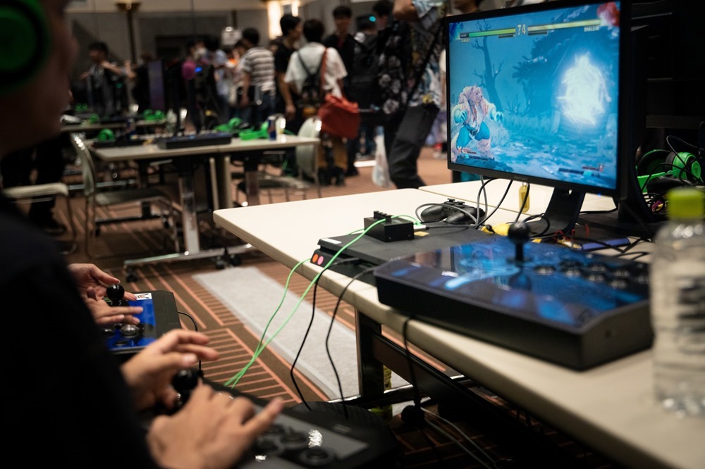 458A1262esports_TP_V 458A1262esports_TP_V