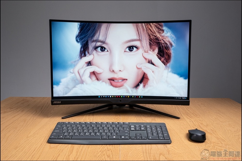 MSI ARTYMIS 273CQR 開箱 - 01 MSI ARTYMIS 273CQR 開箱 - 01