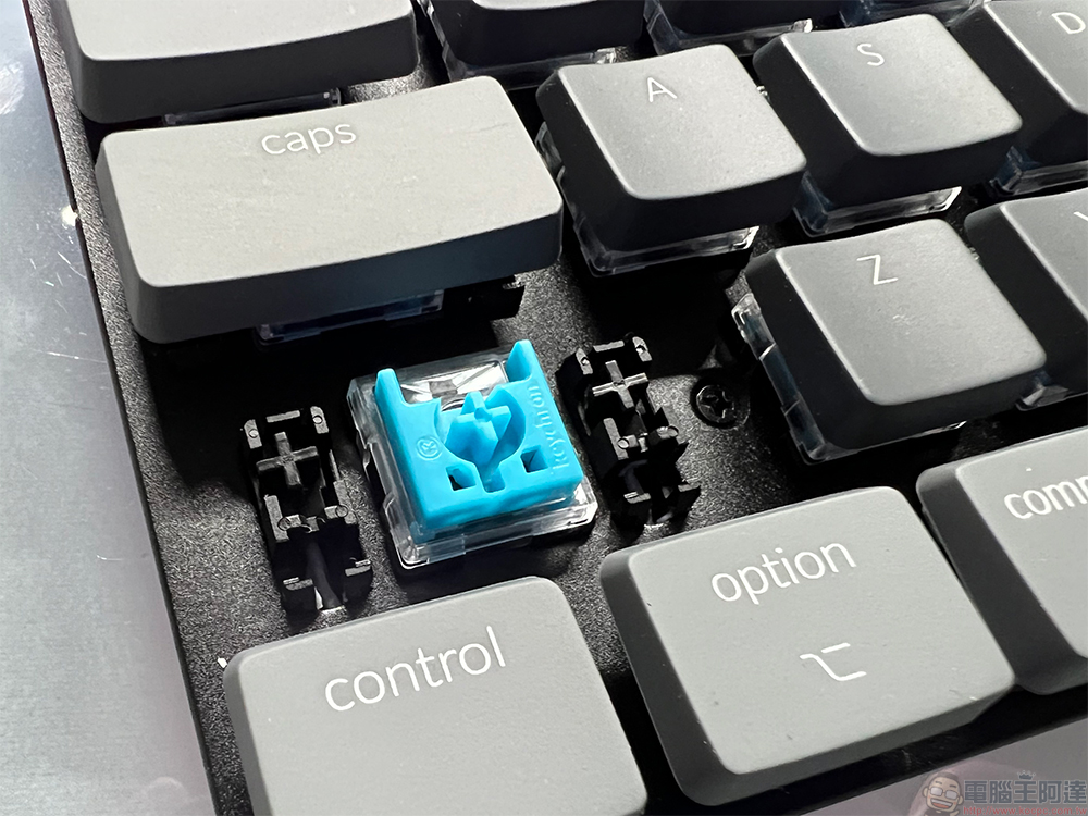 Keychron K7 極輕薄無線機械式鍵盤(炫彩版)開箱動手玩:纖巧便攜好手感,造就移動辦公高效生產力 - 電腦王阿達 Keychron K7 極輕薄無線機械式鍵盤(炫彩版)開箱動手玩:纖巧便攜好手感,造就移動辦公高效生產力 - 電腦王阿達