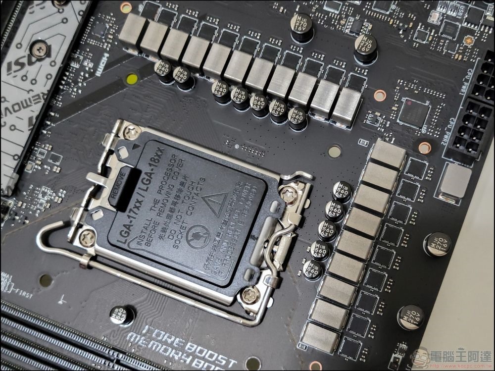 Intel 第 12 代 i9-12900K & i5-12600K 效能實測 - 10 Intel 第 12 代 i9-12900K & i5-12600K 效能實測 - 10