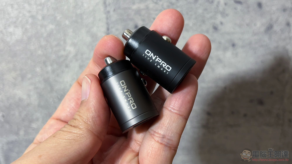雙 USB-C 快充小鋼炮!ONPRO GT-PD30MINI PD 30W 車用急速充電器開箱體驗(評價 評測 動手玩) - 電腦王阿達 雙 USB-C 快充小鋼炮!ONPRO GT-PD30MINI PD 30W 車用急速充電器開箱體驗(評價 評測 動手玩) - 電腦王阿達