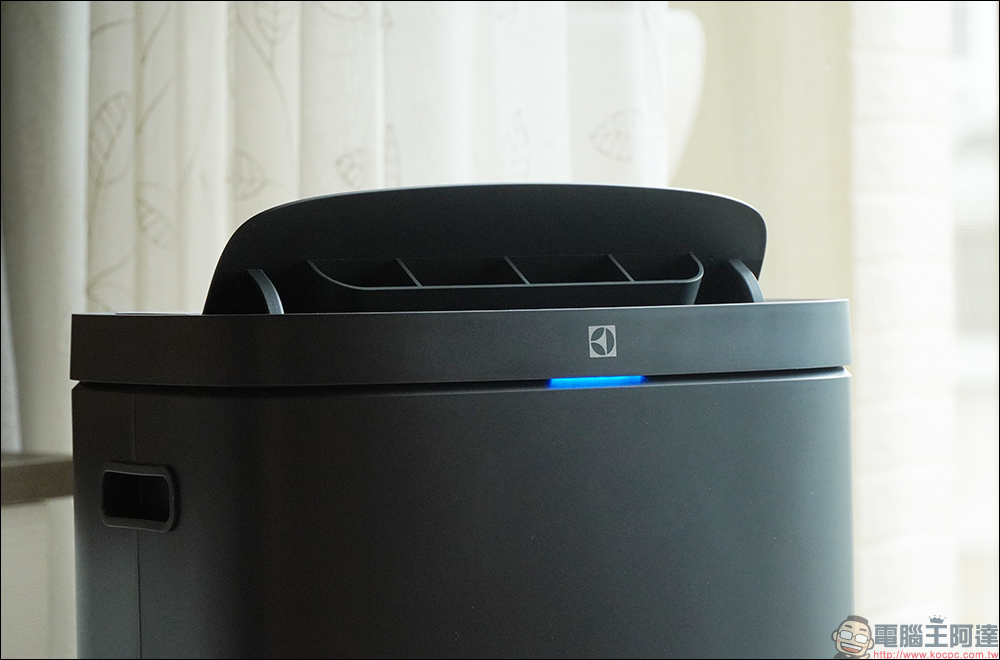 Electrolux 伊萊克斯極適家居700 清淨除濕機開箱|一級能效、智慧操作,清淨除濕雙效合一! - 電腦王阿達 Electrolux 伊萊克斯極適家居700 清淨除濕機開箱|一級能效、智慧操作,清淨除濕雙效合一! - 電腦王阿達