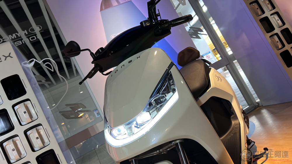 IONEX 最親民雙電車款 S6 上市優惠來了,月租費+尊榮換電服務免費延長至明年 3 月 - 電腦王阿達 IONEX 最親民雙電車款 S6 上市優惠來了,月租費+尊榮換電服務免費延長至明年 3 月 - 電腦王阿達
