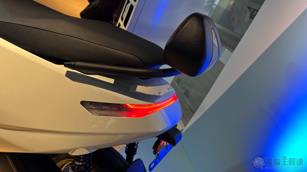 IONEX 最親民雙電車款 S6 上市優惠來了,月租費+尊榮換電服務免費延長至明年 3 月 - 電腦王阿達 IONEX 最親民雙電車款 S6 上市優惠來了,月租費+尊榮換電服務免費延長至明年 3 月 - 電腦王阿達